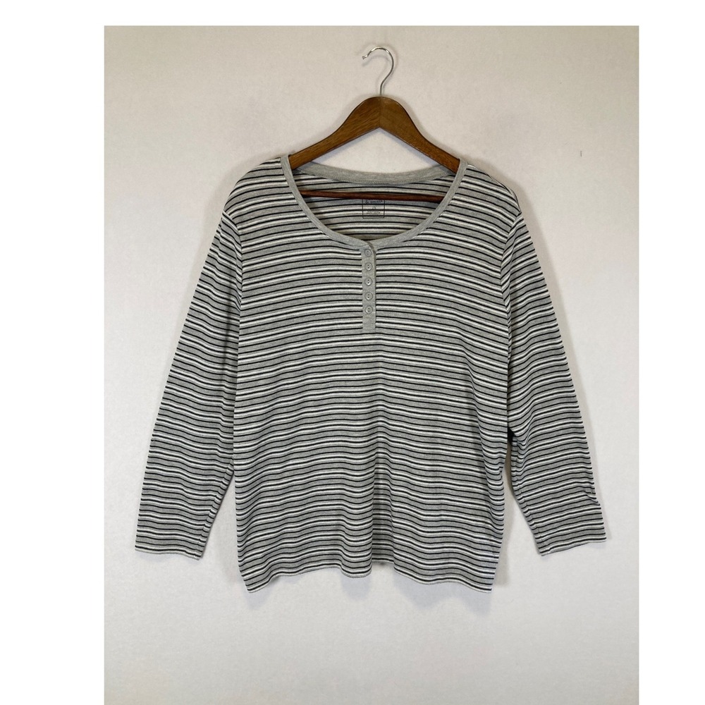 Classic Coastal Hastings & Smith Women 2X Grey Striped Henley Long Sleeve Top